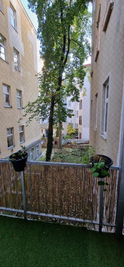Magic-Trio-Apartment-Im- Zentrum-Von-Wien Viena Exterior foto